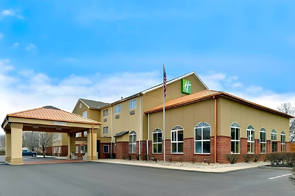 Comfort Inn & Suites Sharonville - Cincinnati North
