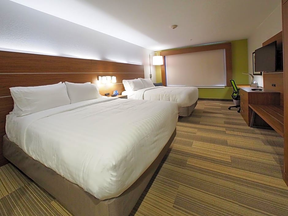 Holiday Inn Express & Suites Moore, an IHG Hotel