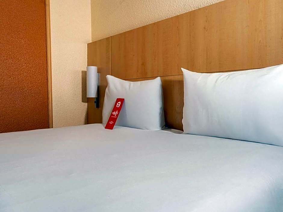 ibis Paris Pont de Suresnes