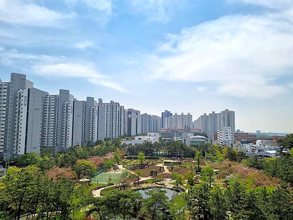 Hwamyeong Sky Hotel
