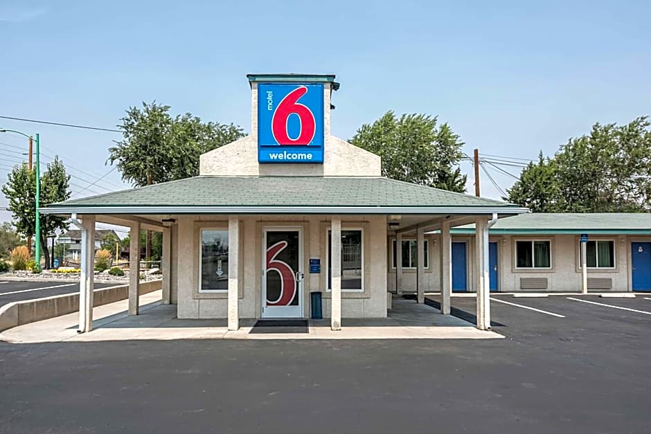 Motel 6-Fallon, NV