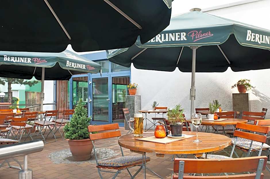 Good Morning + Berlin City East