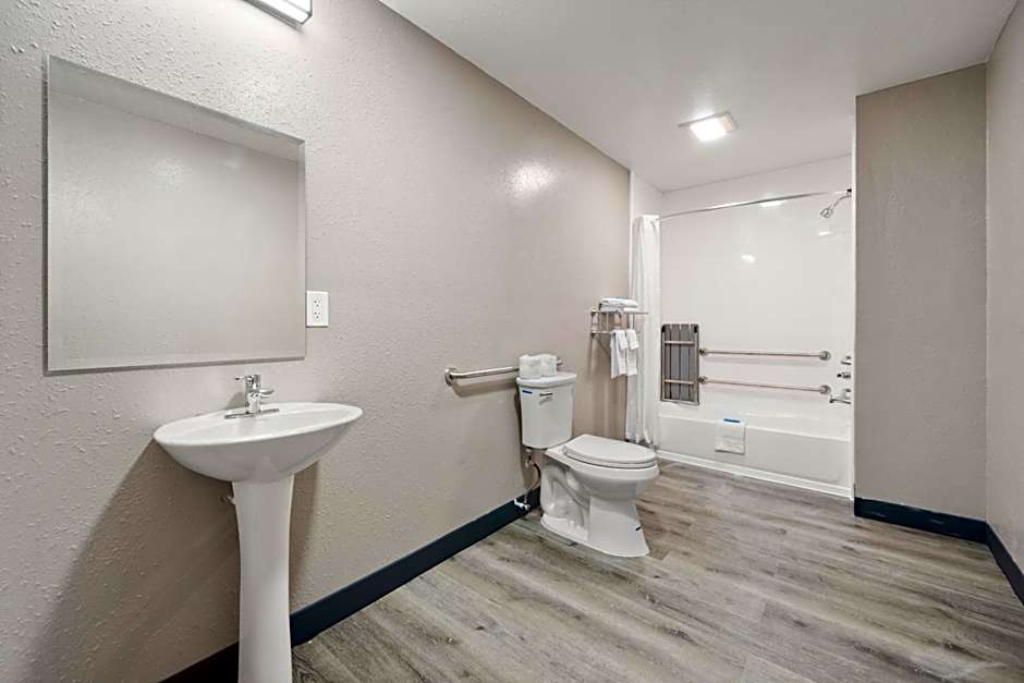Efficiency Lodge Columbus