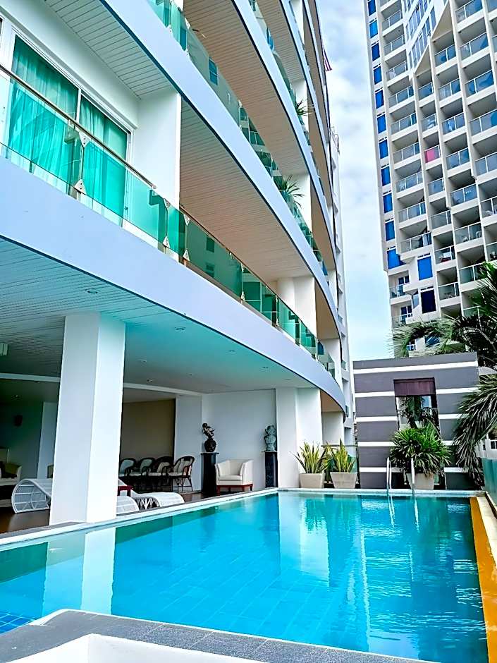 Royal Beach View Suites