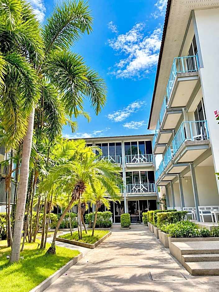 Combo Beach Hotel Samui