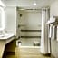 Country Inn & Suites by Radisson, Downtown Albany New York