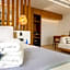 Deos Luxury Suites - Adults Only