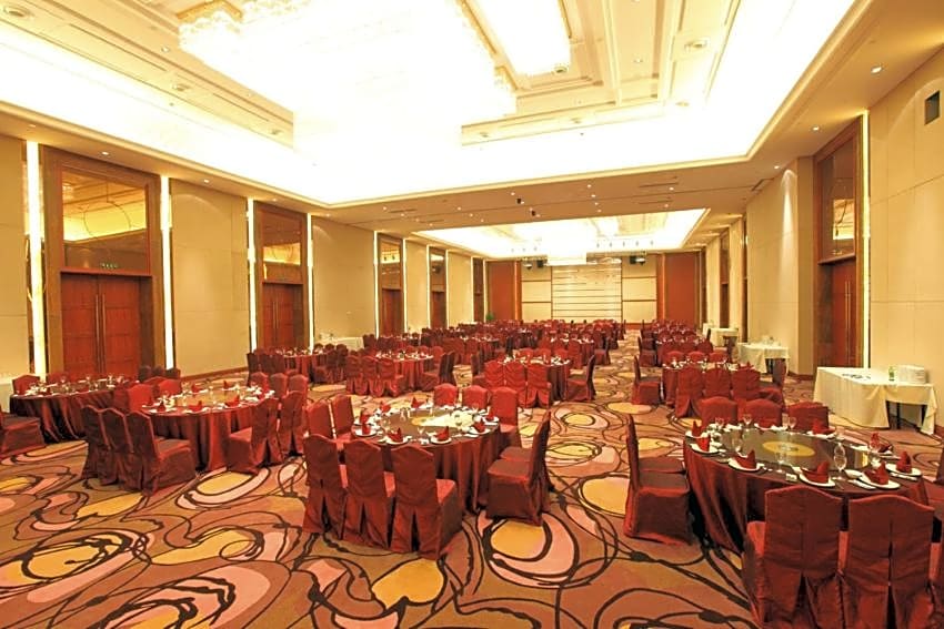 Howard Johnson Tongfang Plaza Zhuji