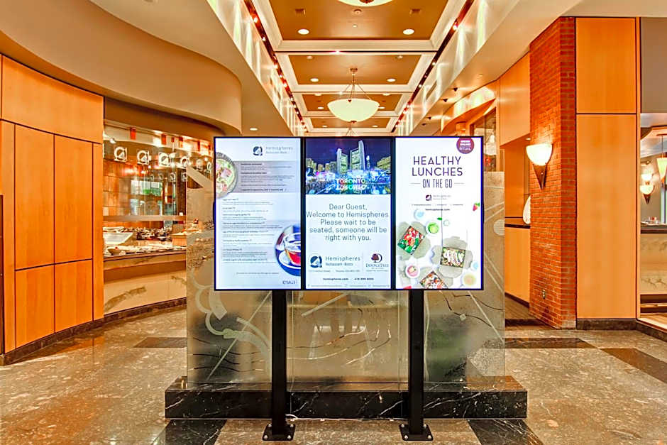 DoubleTree by Hilton Toronto Downtown