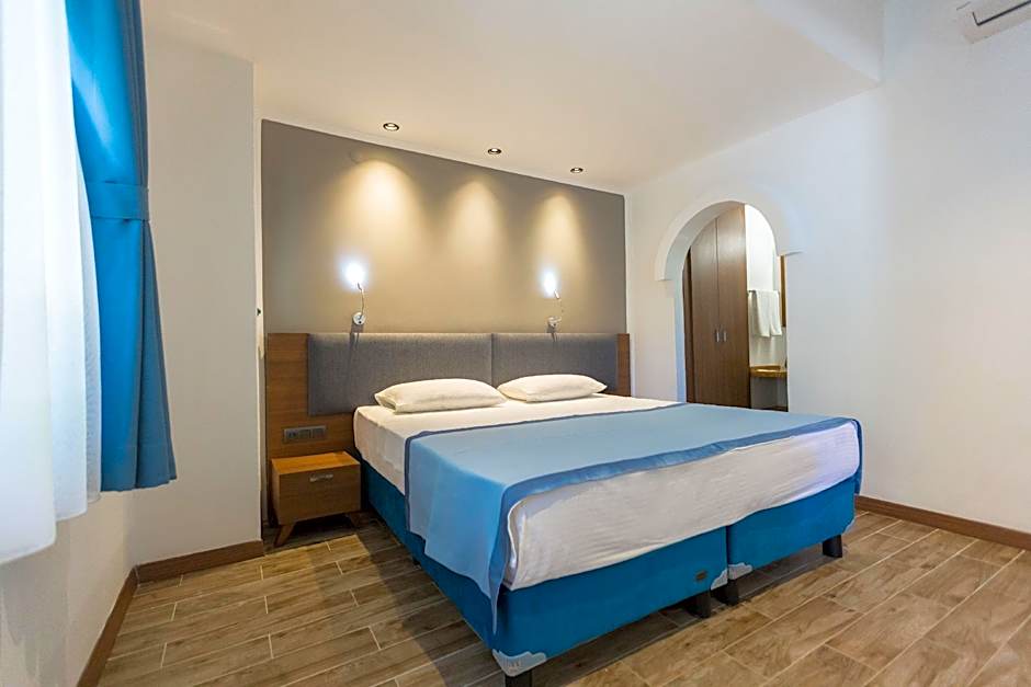 Risus Garden Marina Hotel