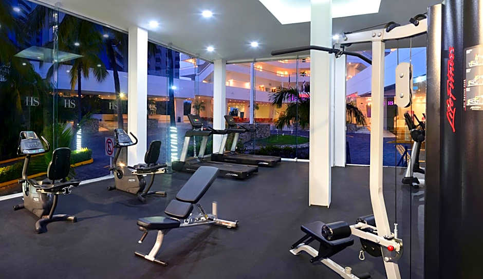 HS HOTSSON Hotel Acapulco