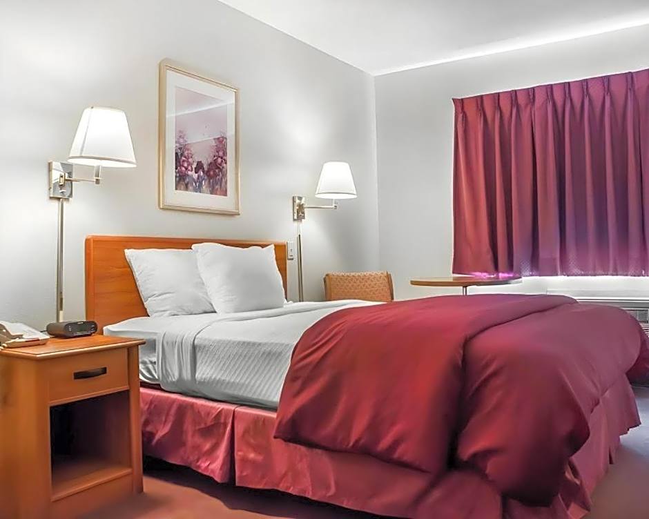 Econo Lodge Ithaca Airport 