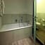 Lindner Hotel Cologne City Plaza, part of JdV by Hyatt