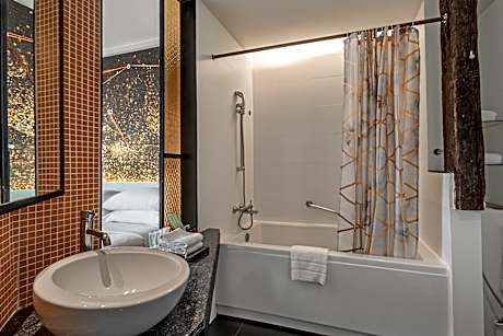 Deluxe Corner 2 Singles