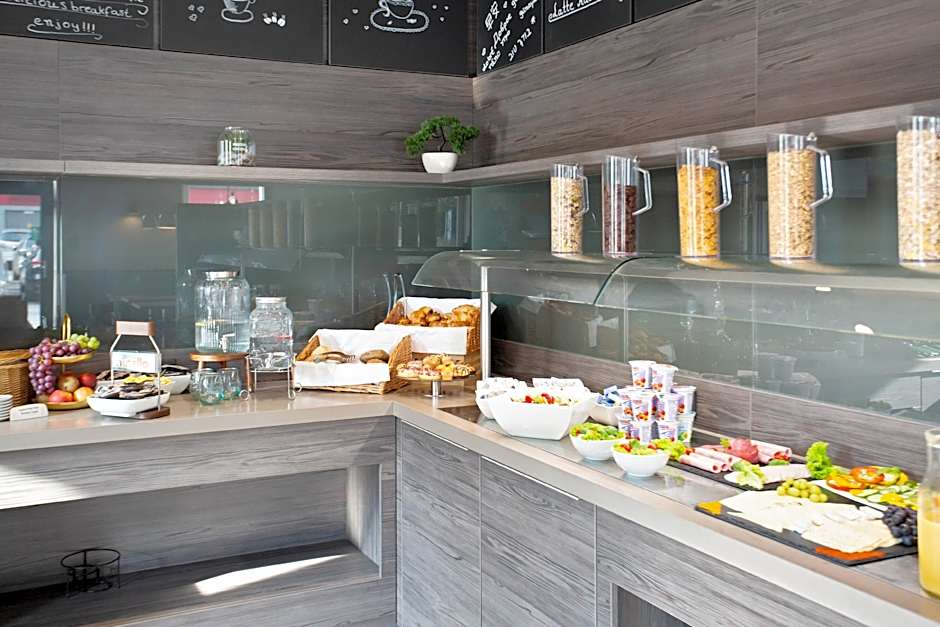 CAMPANILE DUISBURG CITY