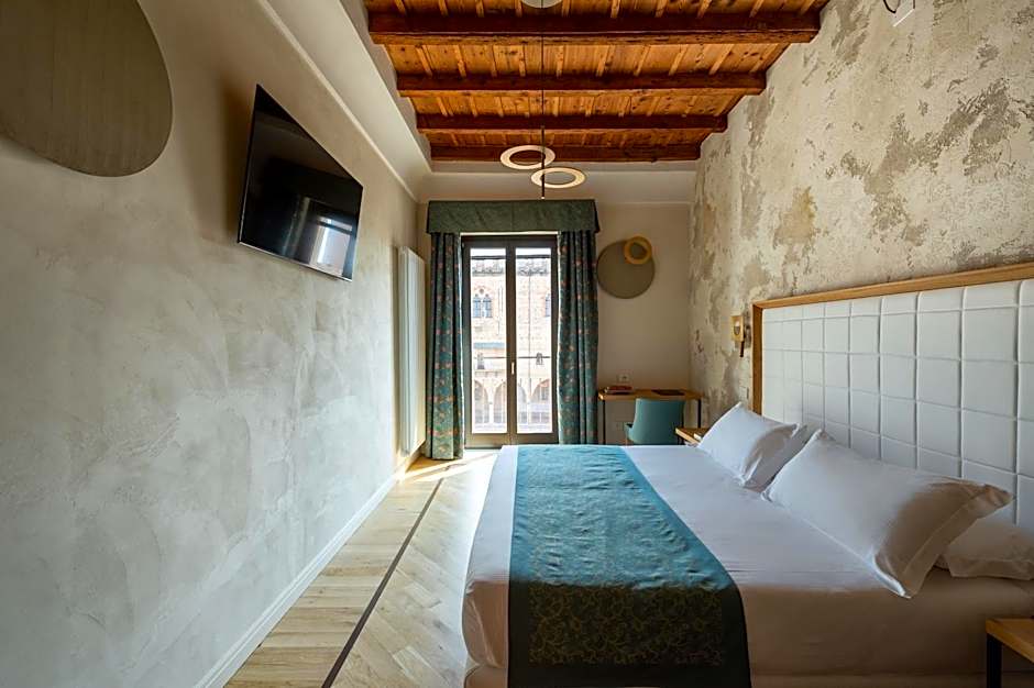 Cà Uberti Palace Hotel