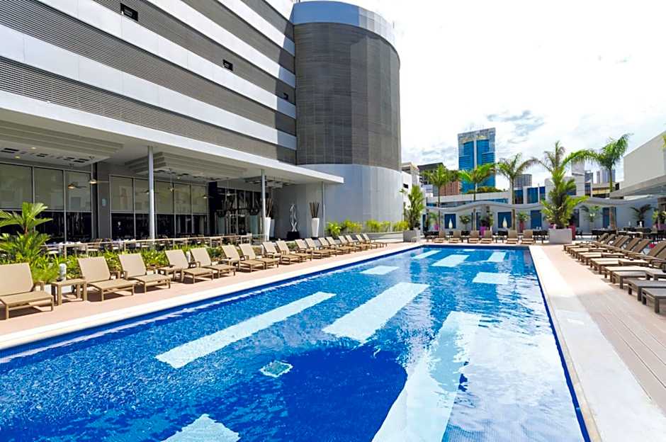 Riu Plaza Panama