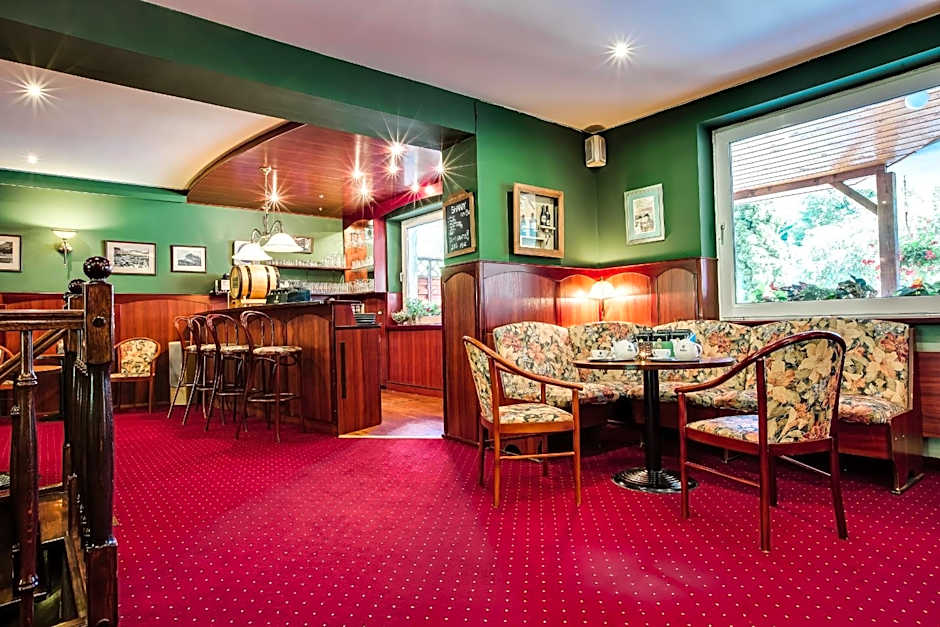 Hotel Konradówka Wellness & SPA - 300 metrów do centrum