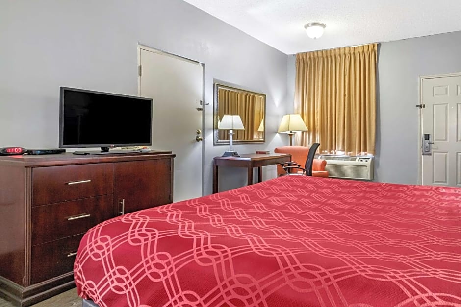 Econolodge Junction