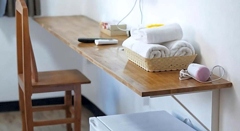 Hoppers Place Donmuang Hostel