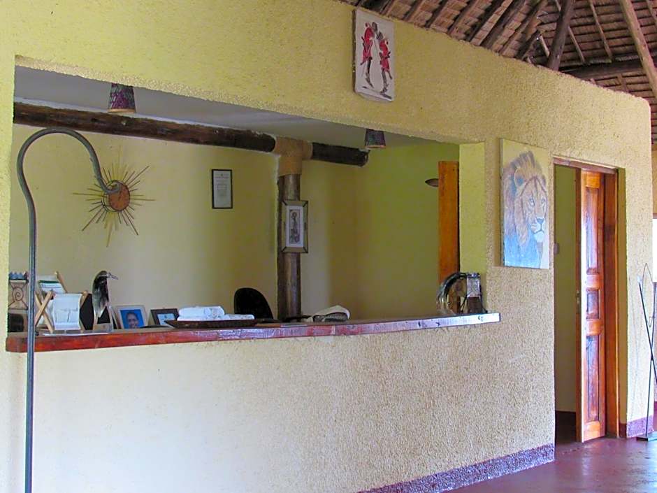 African Sunrise Lodge and Campsite