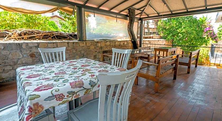 DELIGHT DELUXE HOTEL & SPA