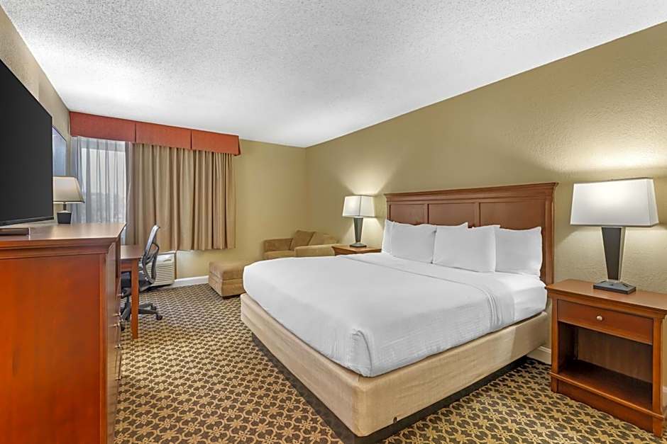 Best Western Plus Wooster Hotel & Conference Center