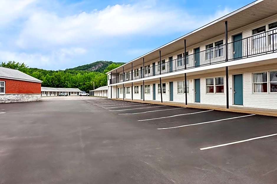 Quality Inn & Suites Gorham White Mountains