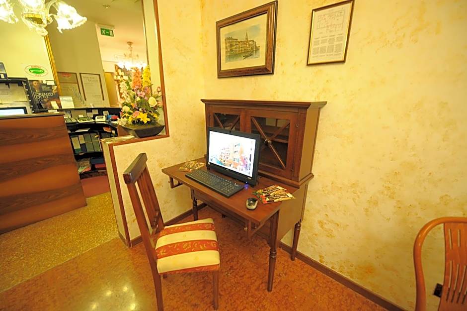 Hotel Mercurio