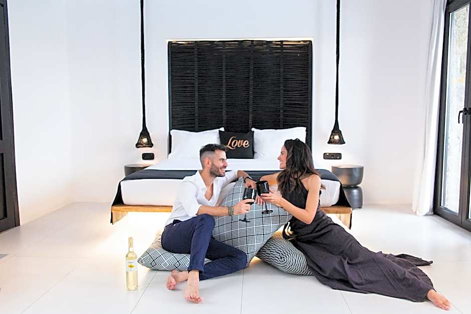 Agrari Bo Suites by Mykonos Rocks