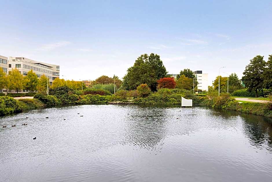 Amedia Amsterdam Airport, Trademark Collection by Wyndham