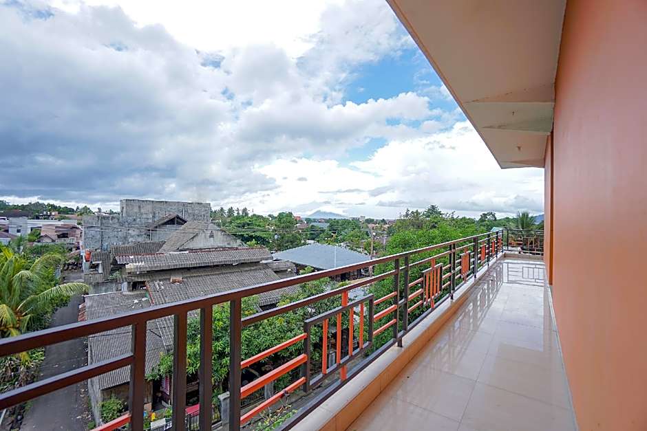 Oxy Townhouse – Manado, ID