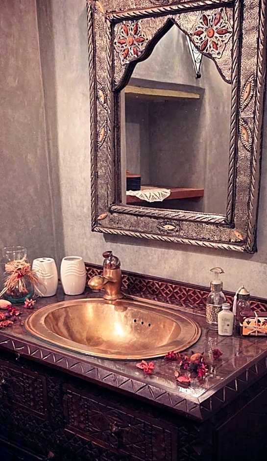 Riad Felloussia