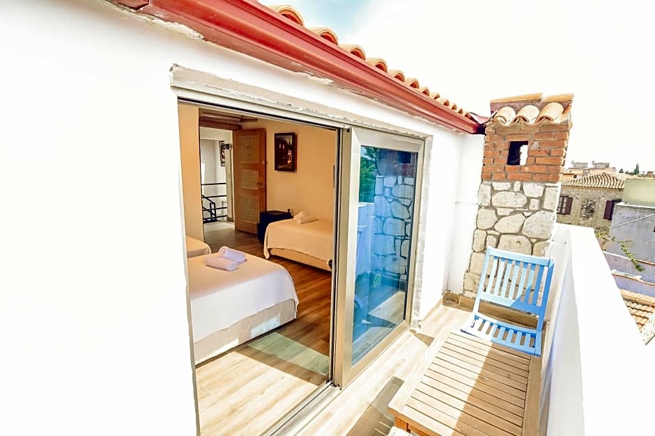 Alacati Asmali Konak Hotel