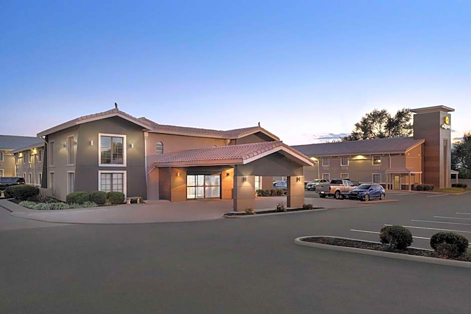 La Quinta Inn & Suites by Wyndham Lexington