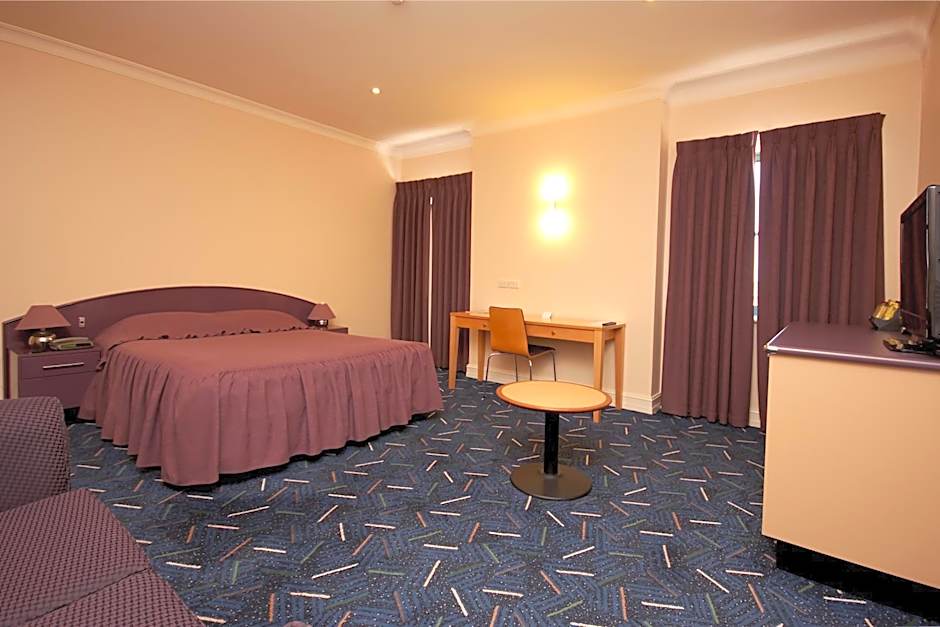 Mitchell River Tavern