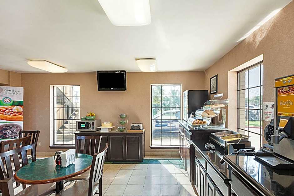 Quality Inn Near Medical Center San Antonio – San Antonio, TX