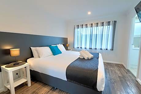 One-Bedroom Villa