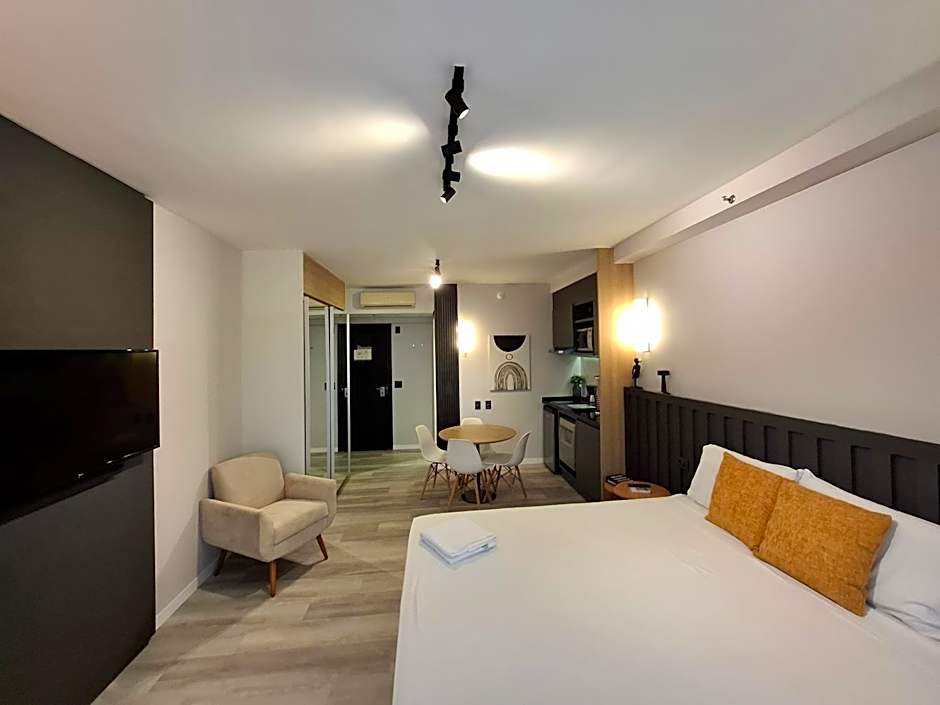 AlphaStay by Alpha - StayService