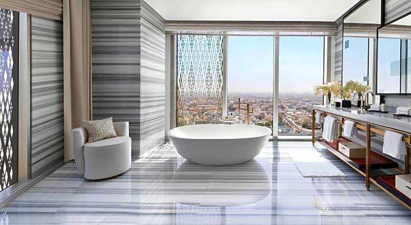 Four Seasons Hotel Kuwait at Burj Alshaya