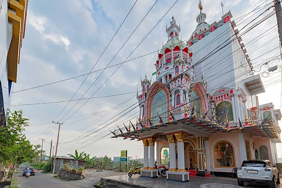 Urbanview Palace Syariah Balikpapan by RedDoorz