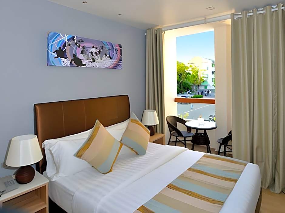 Coconut Tree Hulhuvilla Beach 