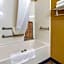 Extended Stay America Suites - Bakersfield - California Avenue