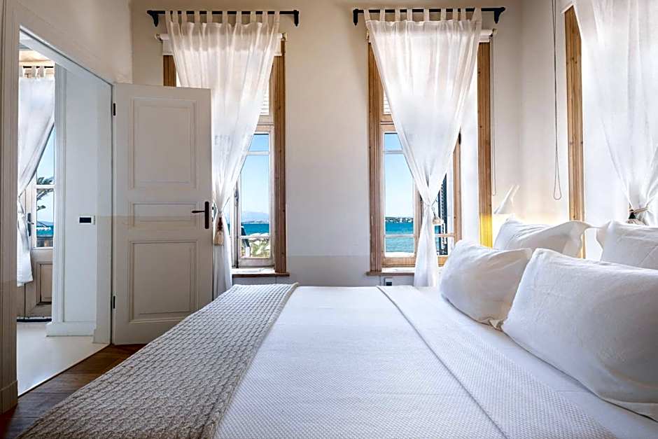 Photo 1 of 11 of Deluxe, Sea View
