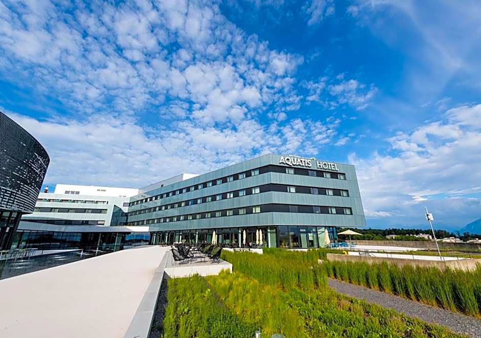 Aquatis Hotel