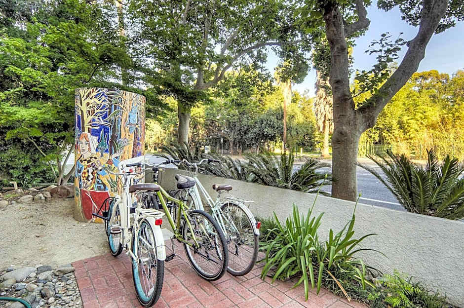 Aggie Inn, an Ascend Collection Hotel