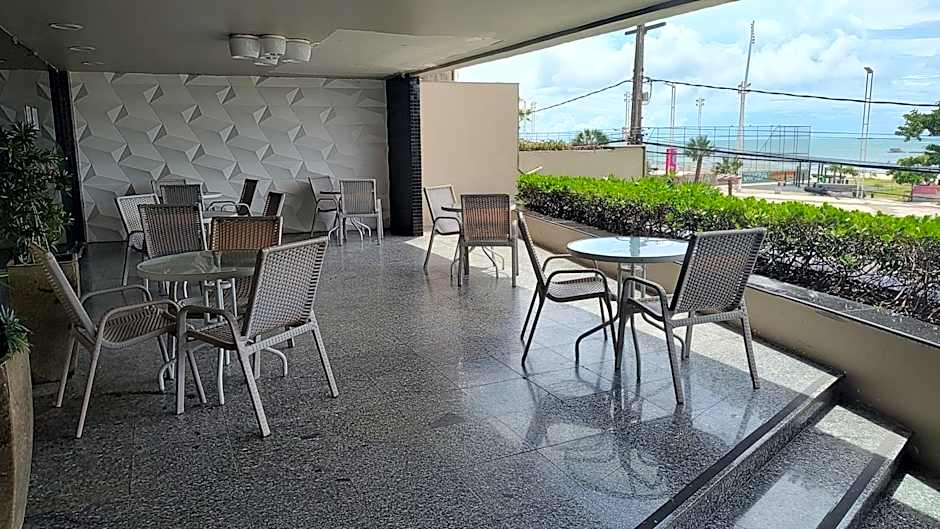 Apto Beira Mar 2102