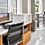 La Quinta Inn & Suites by Wyndham Tampa Brandon Regency Park