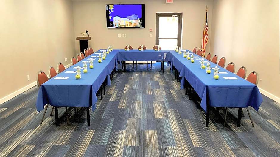 Holiday Inn Express Stony Brook-Long Island By IHG