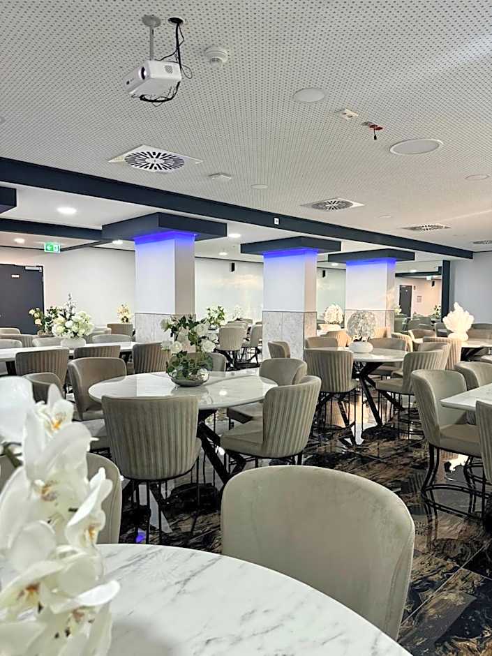 Hotel Montenegro